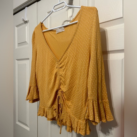 NWOT Urban Outfitters Blouse - Picture 2 of 9